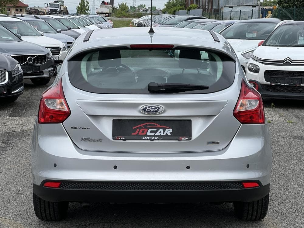 2012 Ford FOCUS - 11
