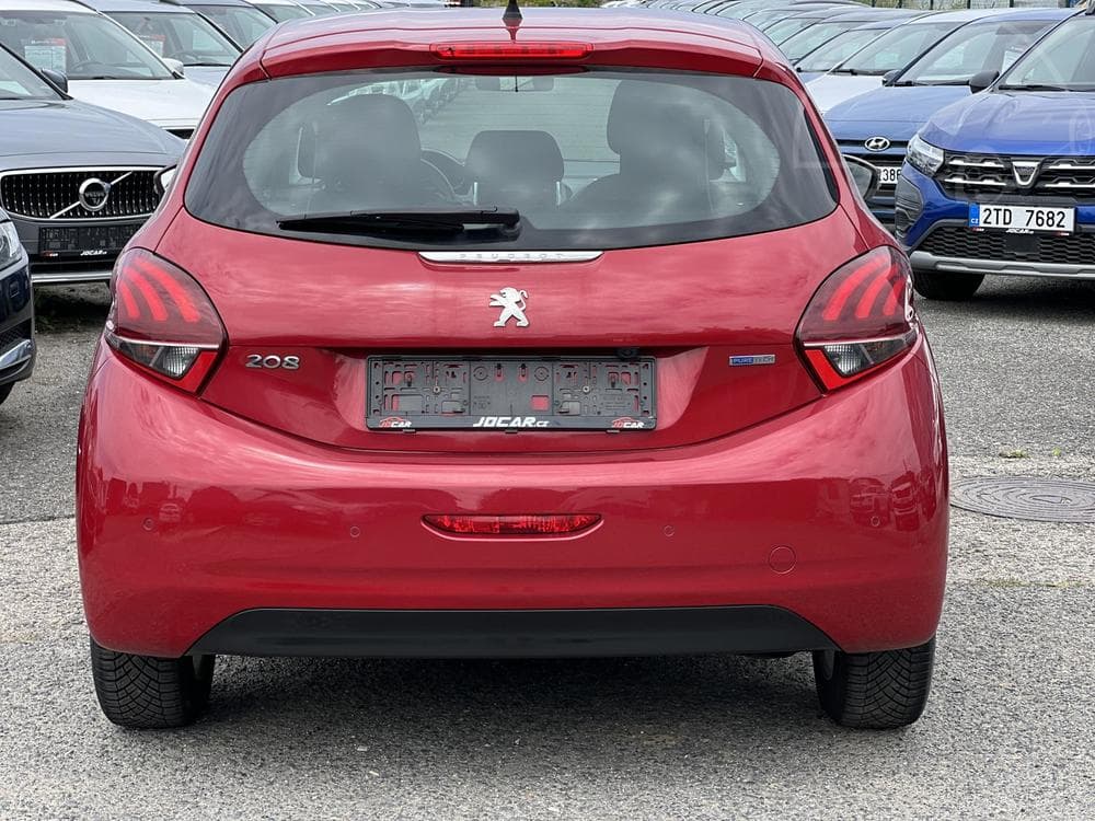 2016 Peugeot 208 - 6