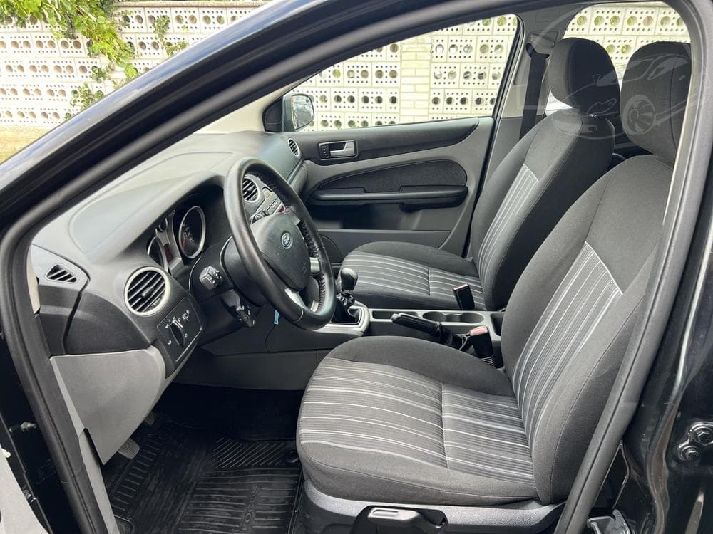 2008 Ford FOCUS - 7