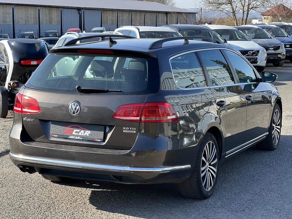 2014 Volkswagen Passat - 7