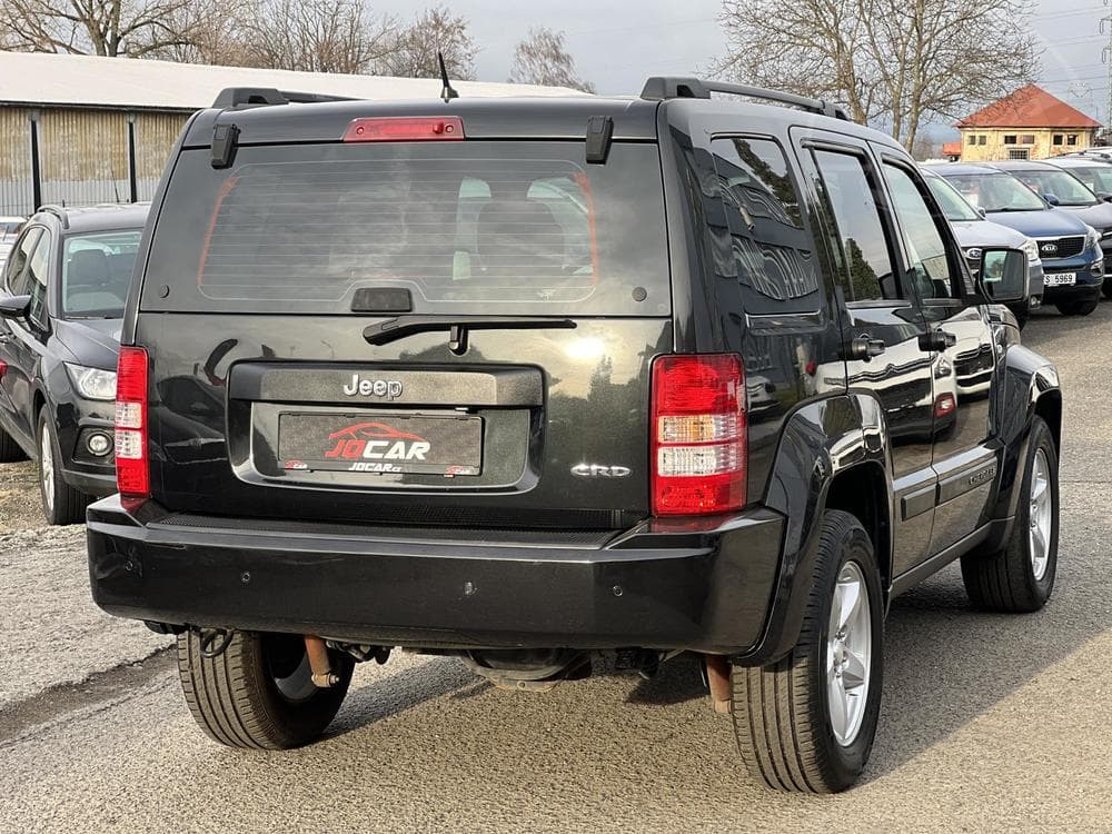 2010 Jeep CHEROKEE - 7