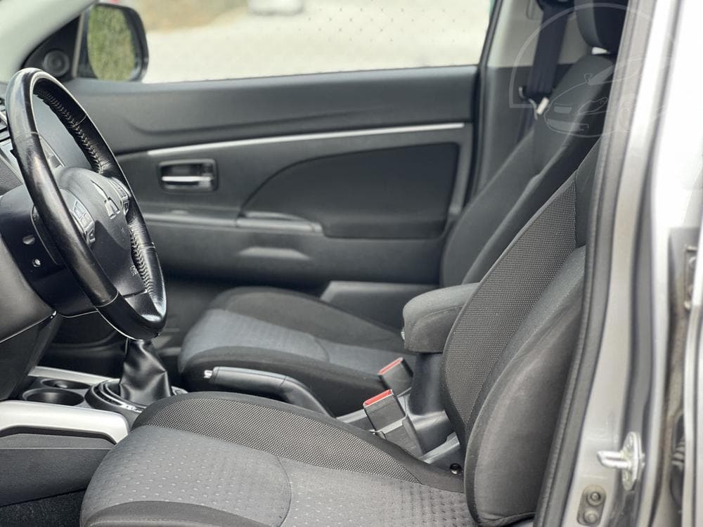 2012 Mitsubishi ASX - 7