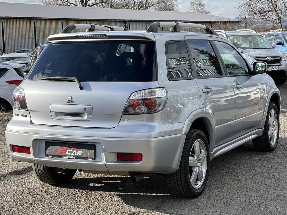2008 Mitsubishi OUTLANDER - 7