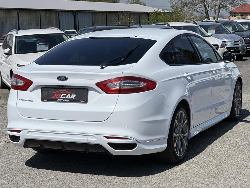 2017 Ford MONDEO - 19
