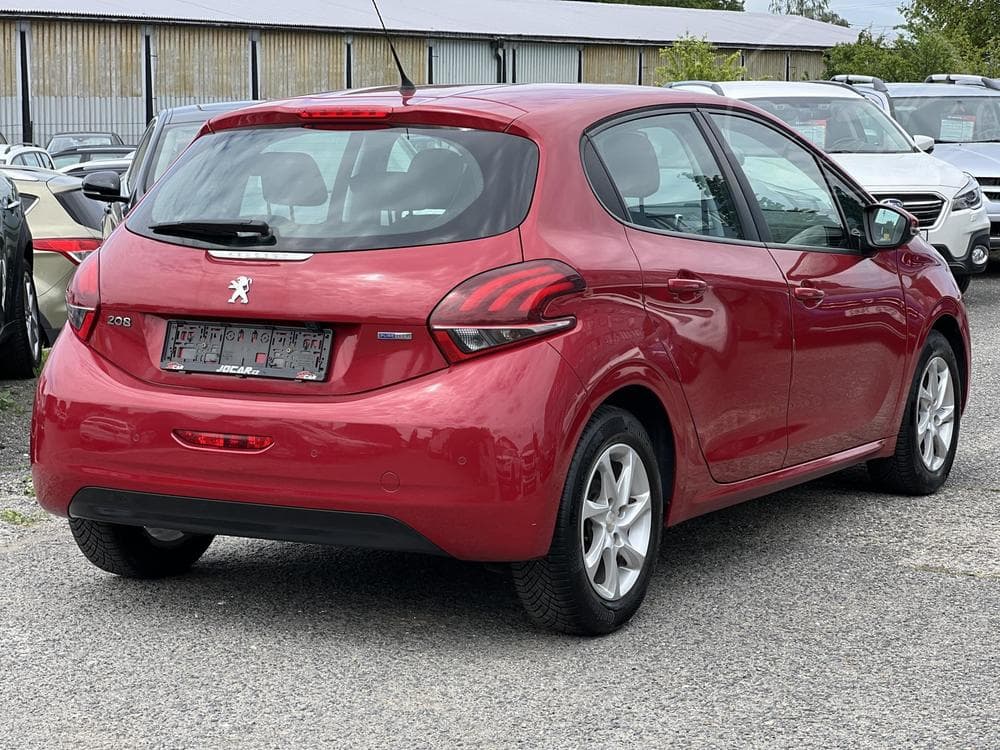 2016 Peugeot 208 - 7