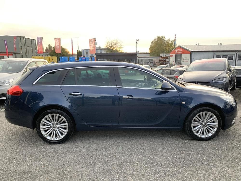 2011 Opel INSIGNIA - 8