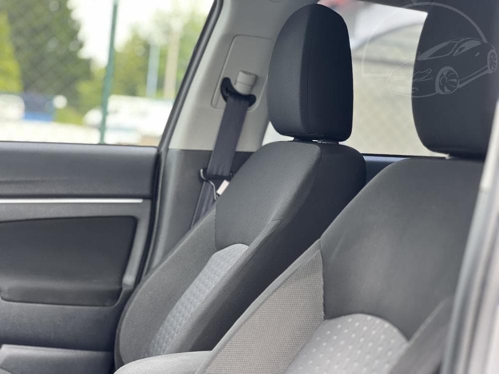 2012 Mitsubishi ASX - 8