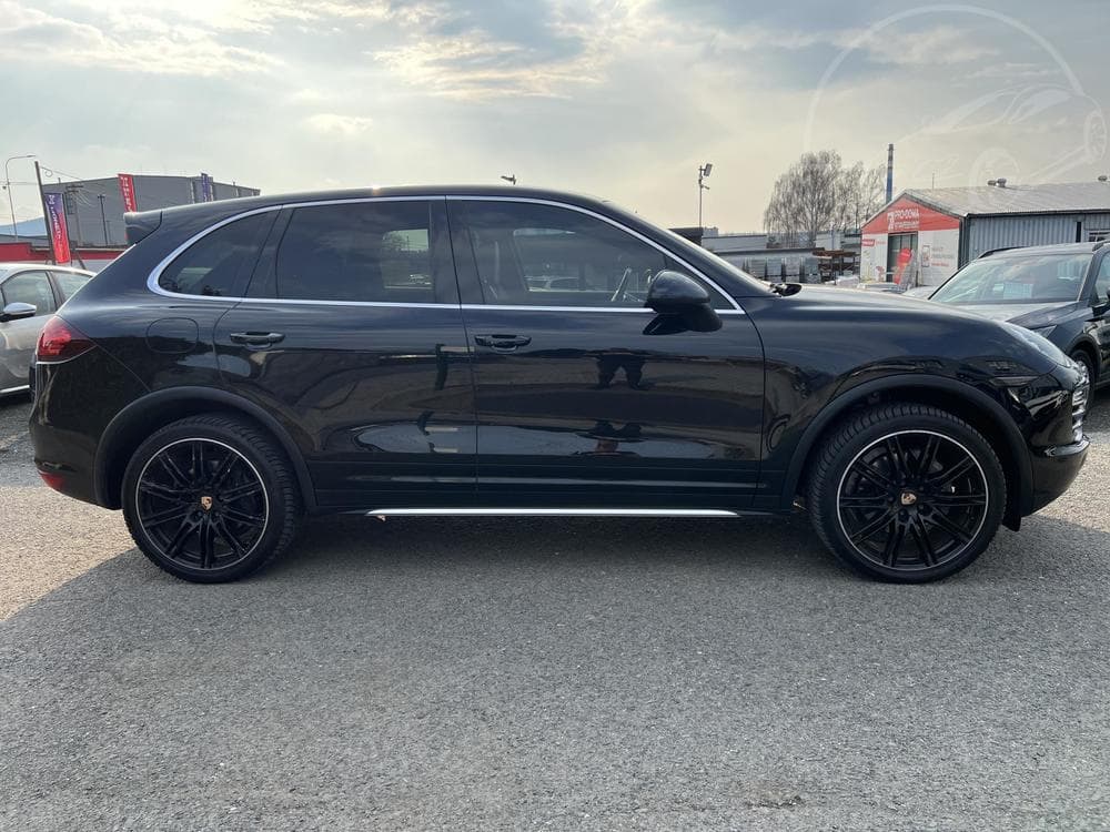 2013 Porsche Cayenne - 8