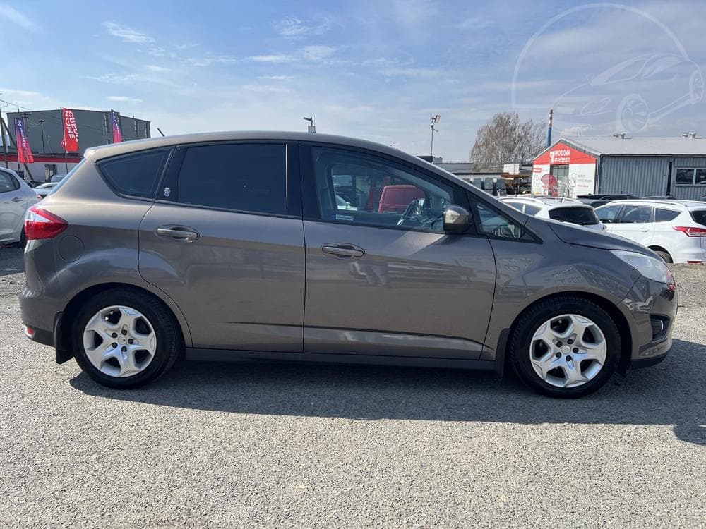 2012 Ford C-MAX - 8