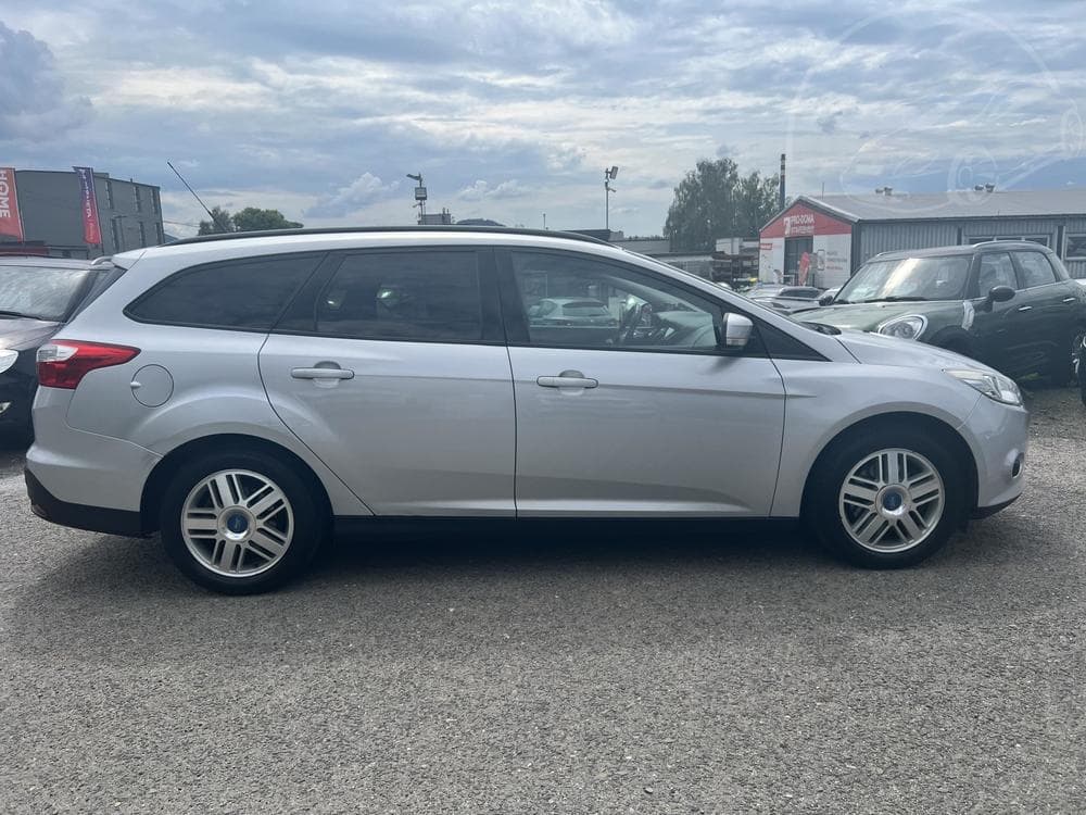 2011 Ford FOCUS - 8