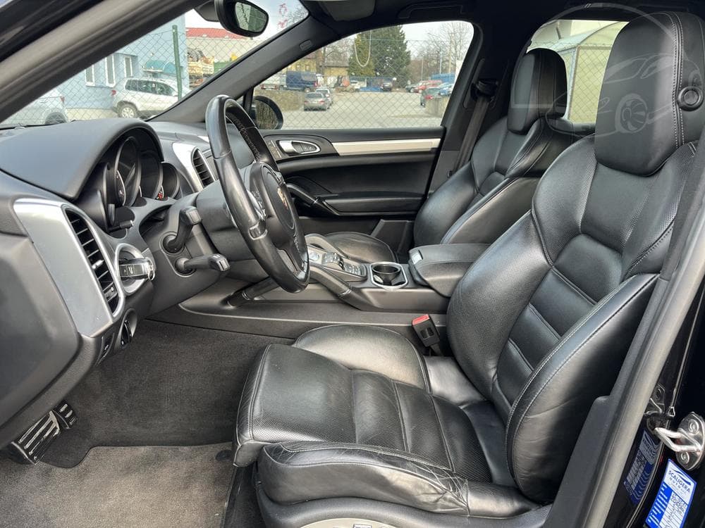 2013 Porsche Cayenne - 9