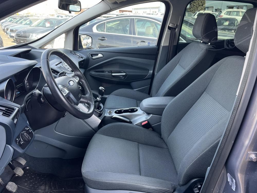 2012 Ford C-MAX - 9