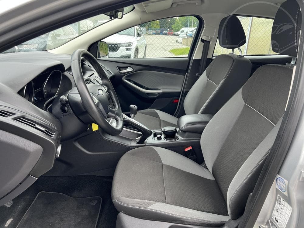 2012 Ford FOCUS - 17