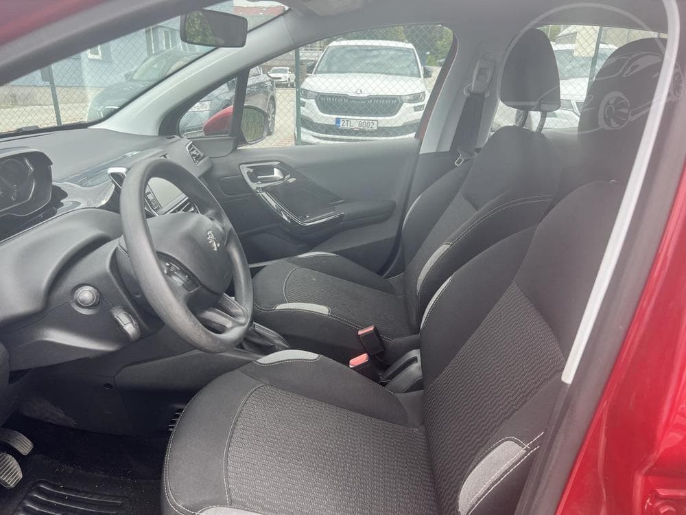 2016 Peugeot 208 - 9