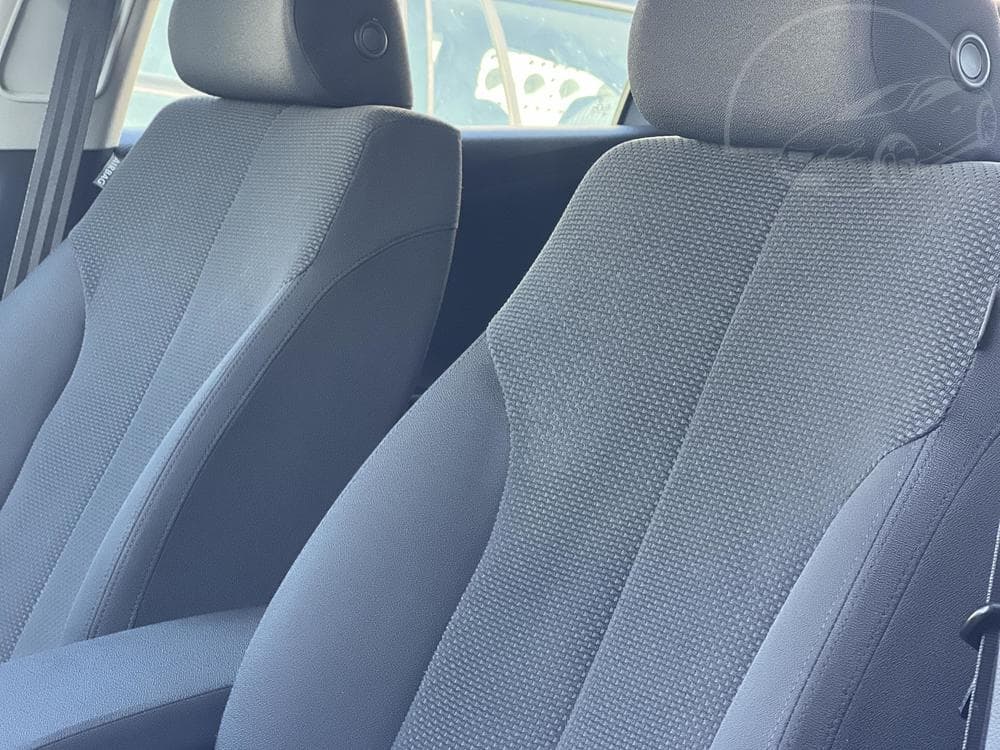 2010 Volkswagen PASSAT - 10
