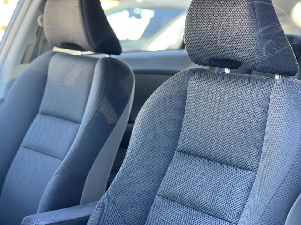 2011 Honda INSIGHT - 10