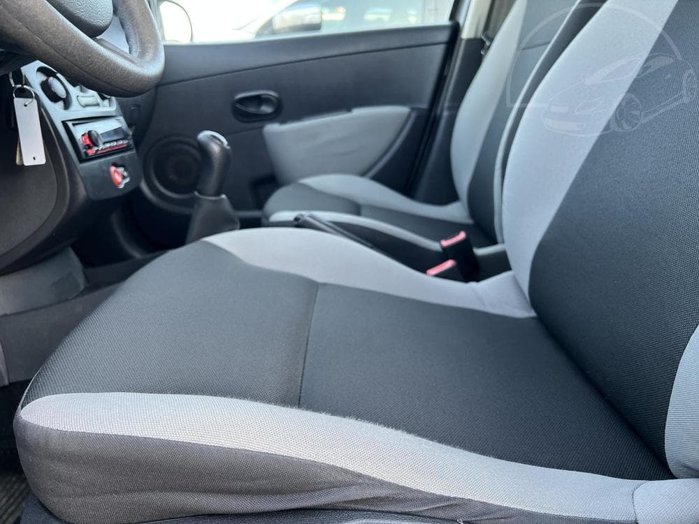 2011 Renault CLIO - 10