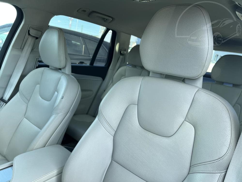 2016 Volvo XC90 - 19