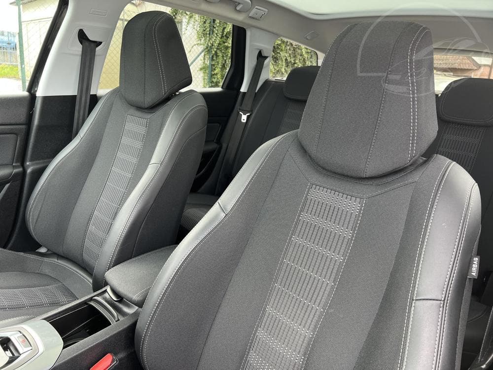 2018 Peugeot 308 - 28