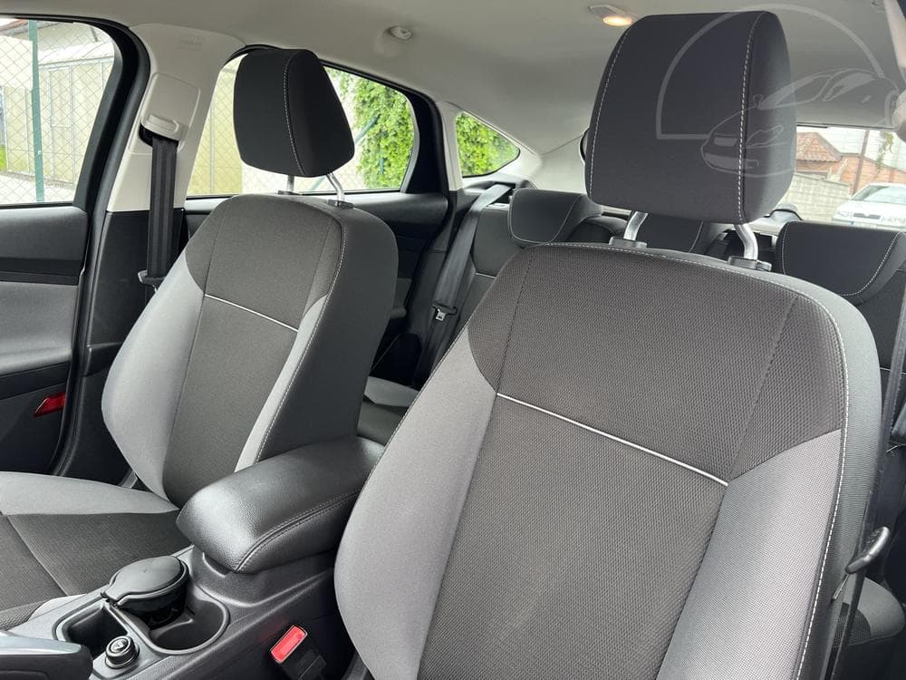 2012 Ford FOCUS - 19