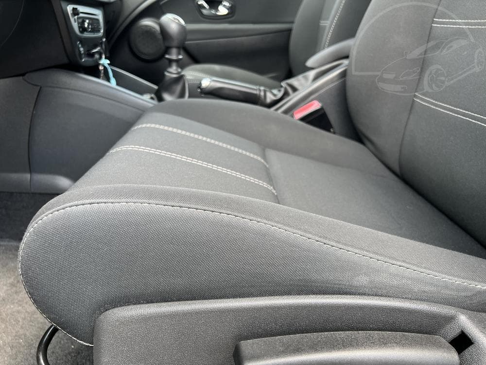 2014 Renault MEGANE - 11