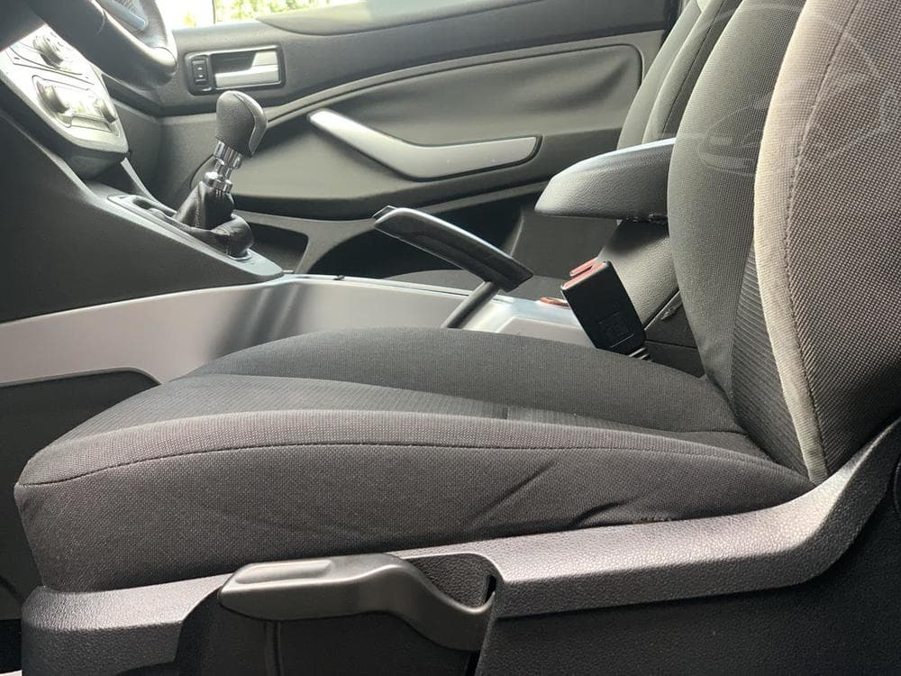 2010 Ford KUGA - 11