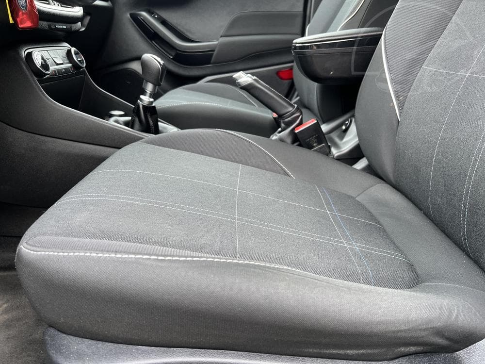 2017 Ford FIESTA - 11