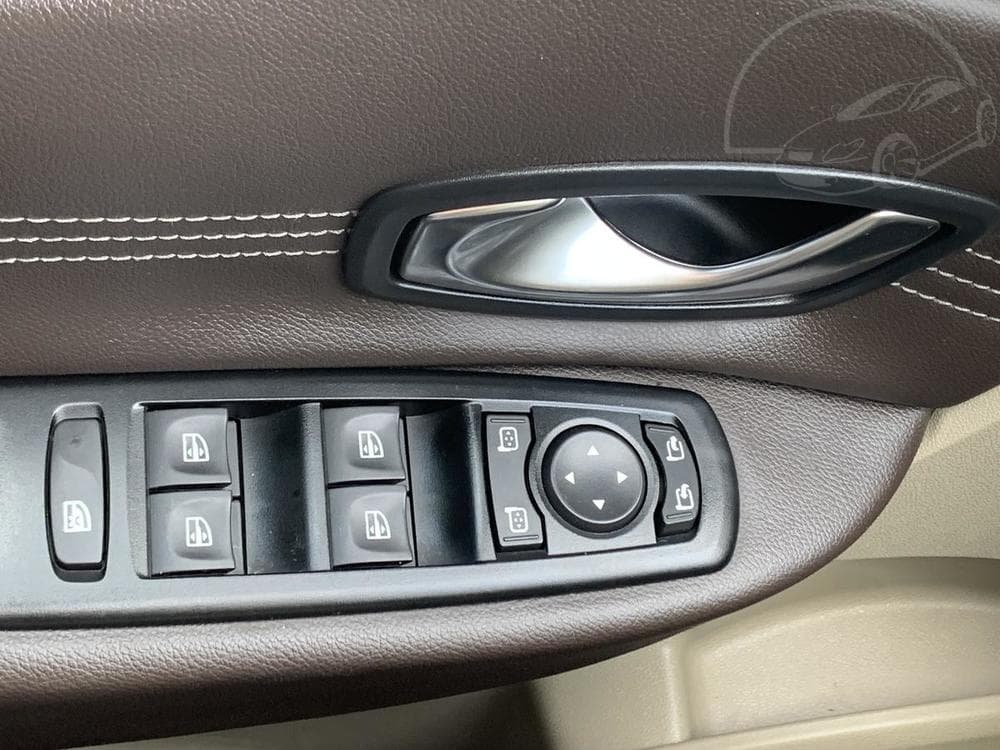 2010 Renault SCENIC - 12