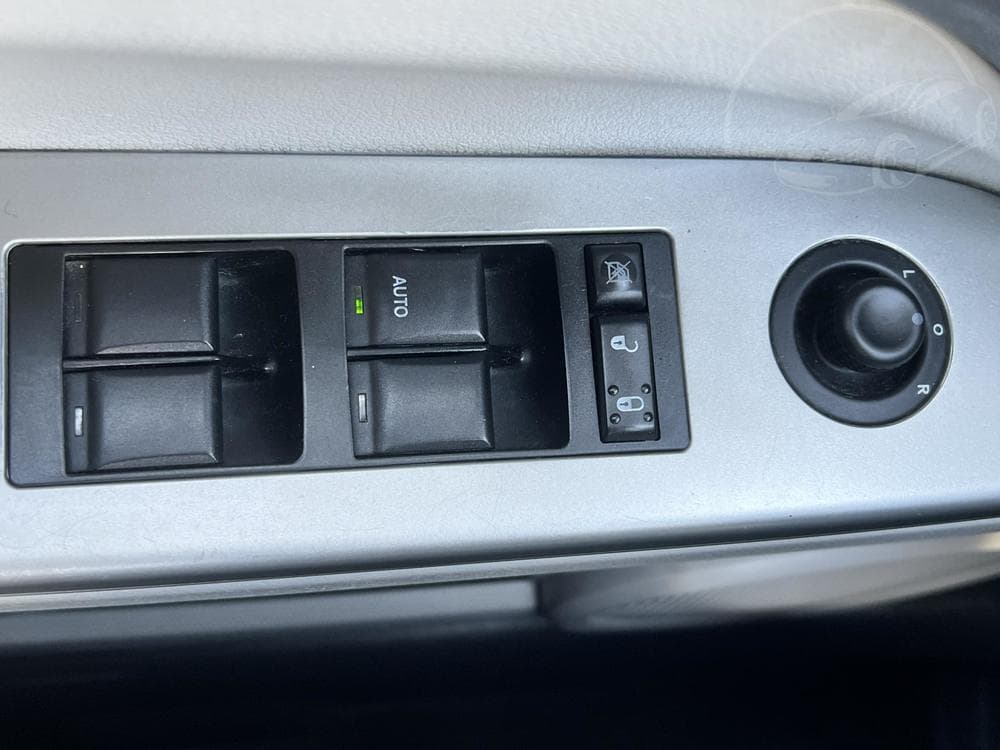 2007 Jeep COMPASS - 12