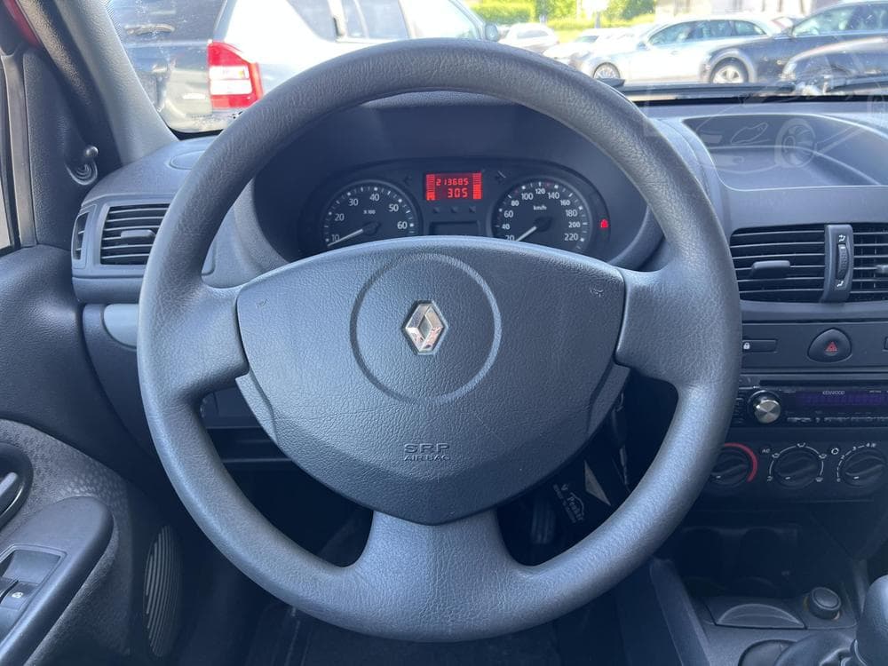 2011 Renault CLIO - 12