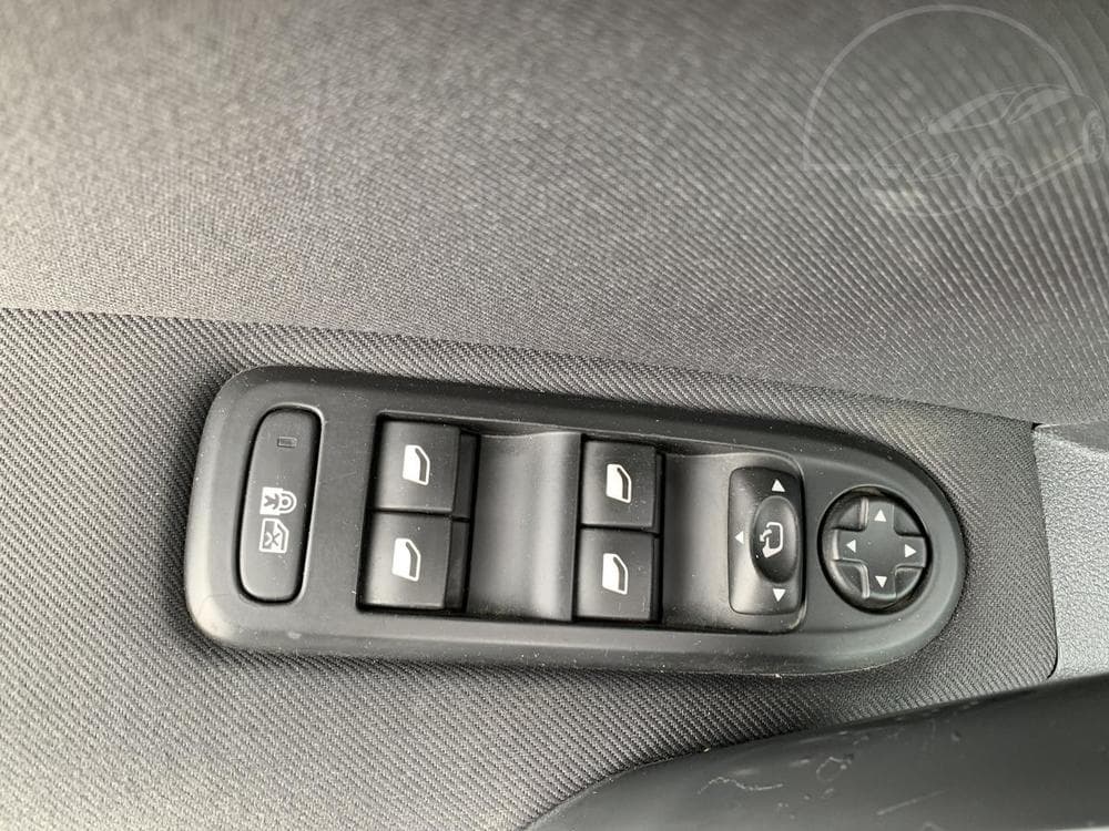 2013 Peugeot 508 - 13