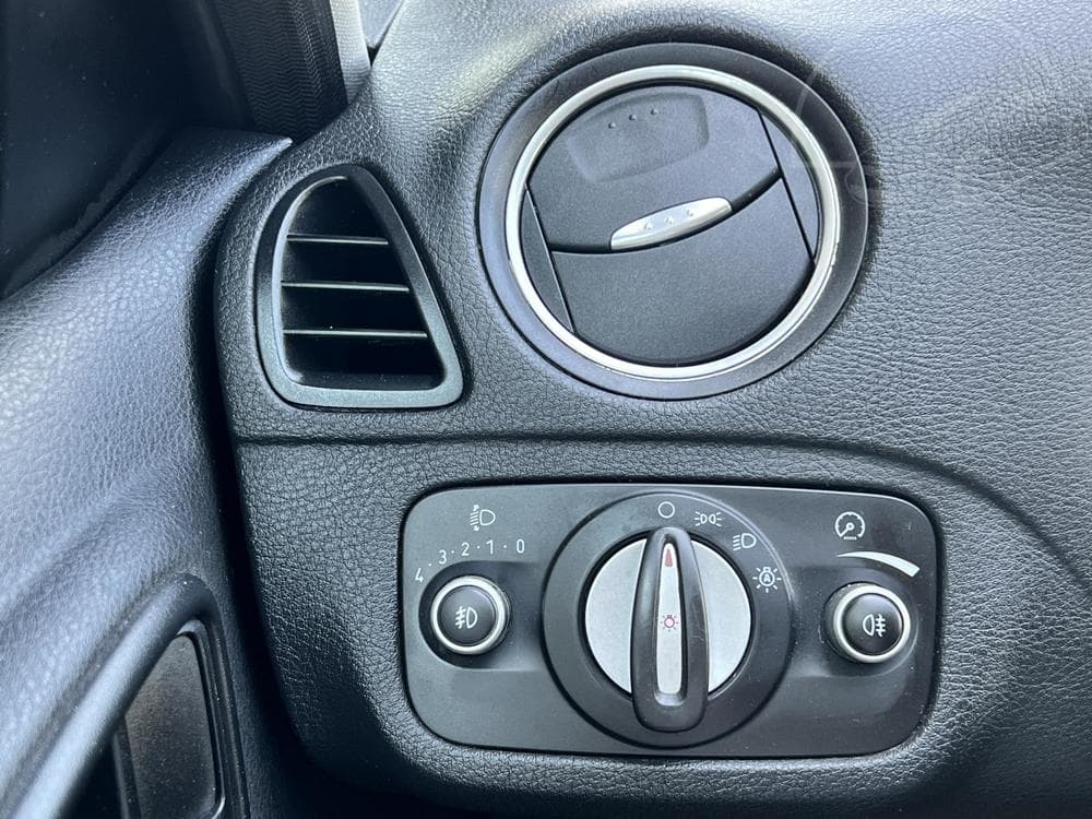 2012 Ford S-Max - 13