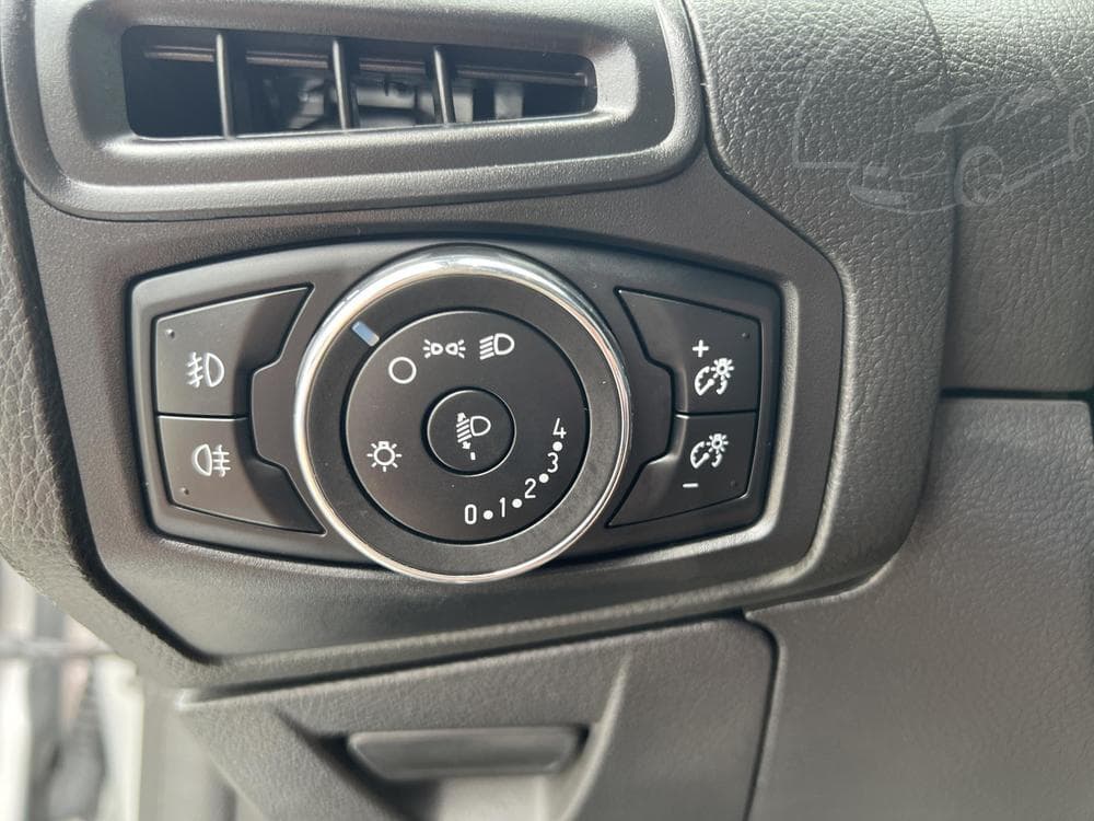 2012 Ford FOCUS - 25