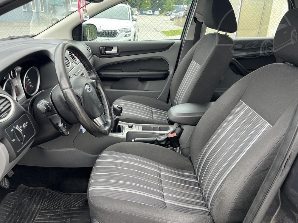 2008 Ford FOCUS - 13