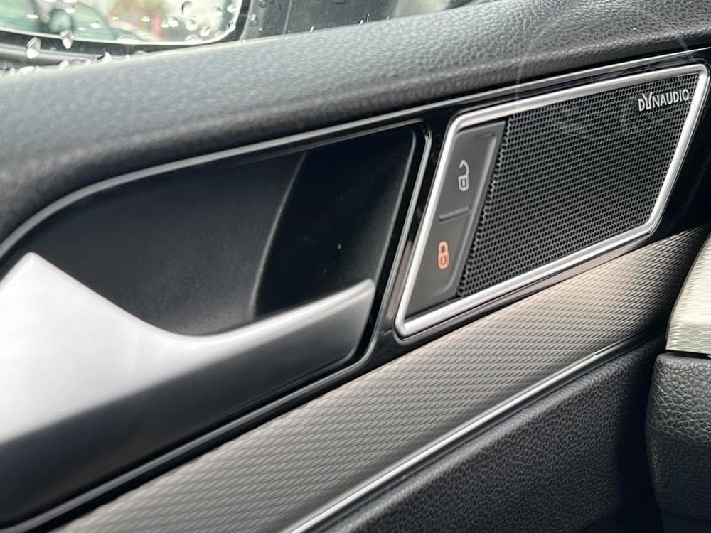 2016 Volkswagen PASSAT - 40