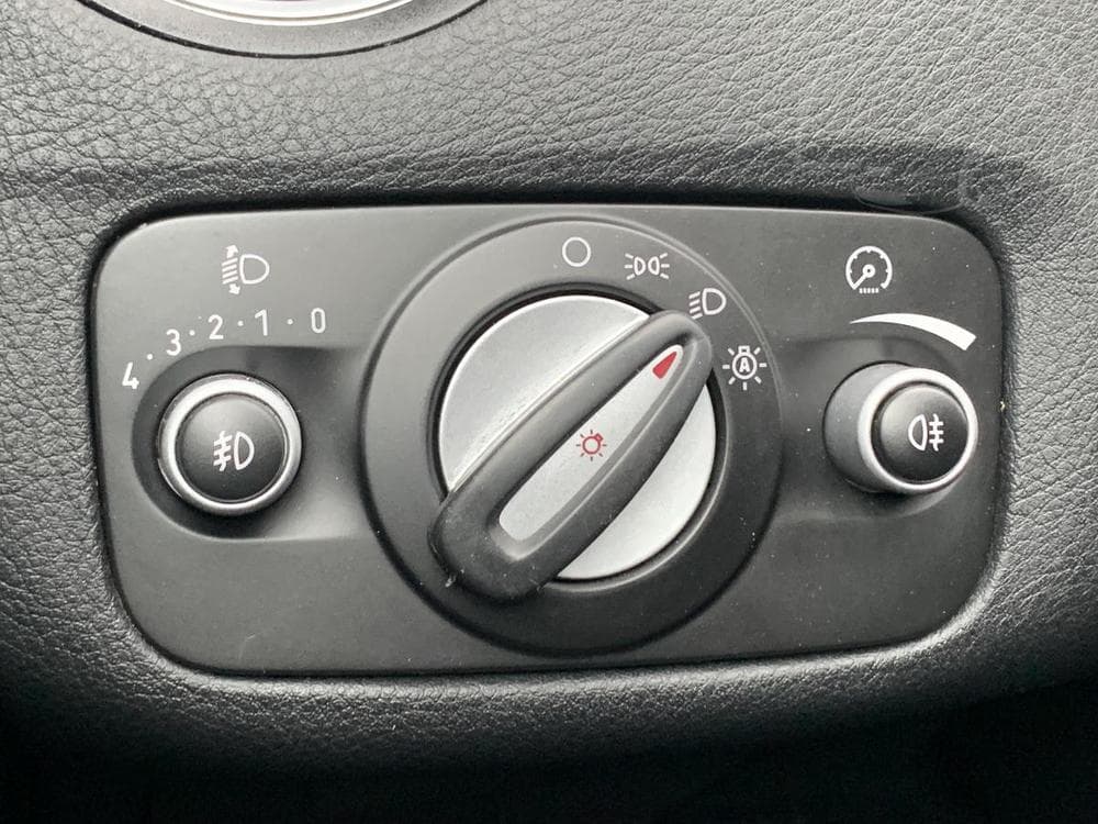 2011 Ford MONDEO - 14