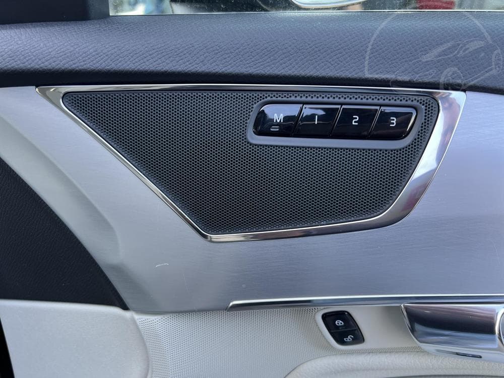 2016 Volvo XC90 - 27