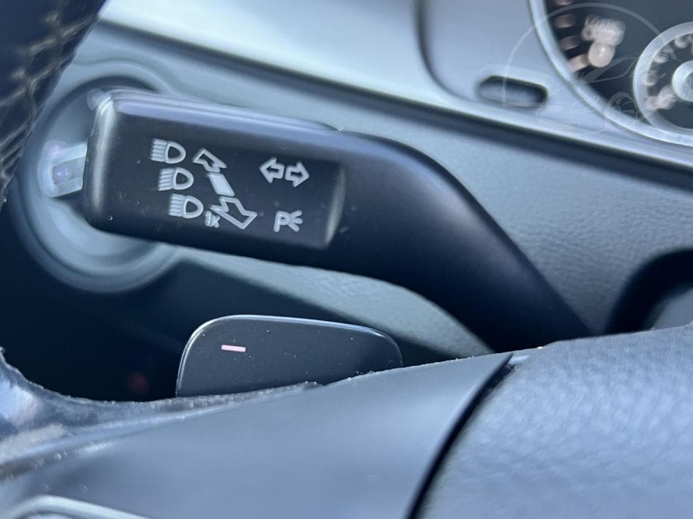 2014 Volkswagen Passat - 15