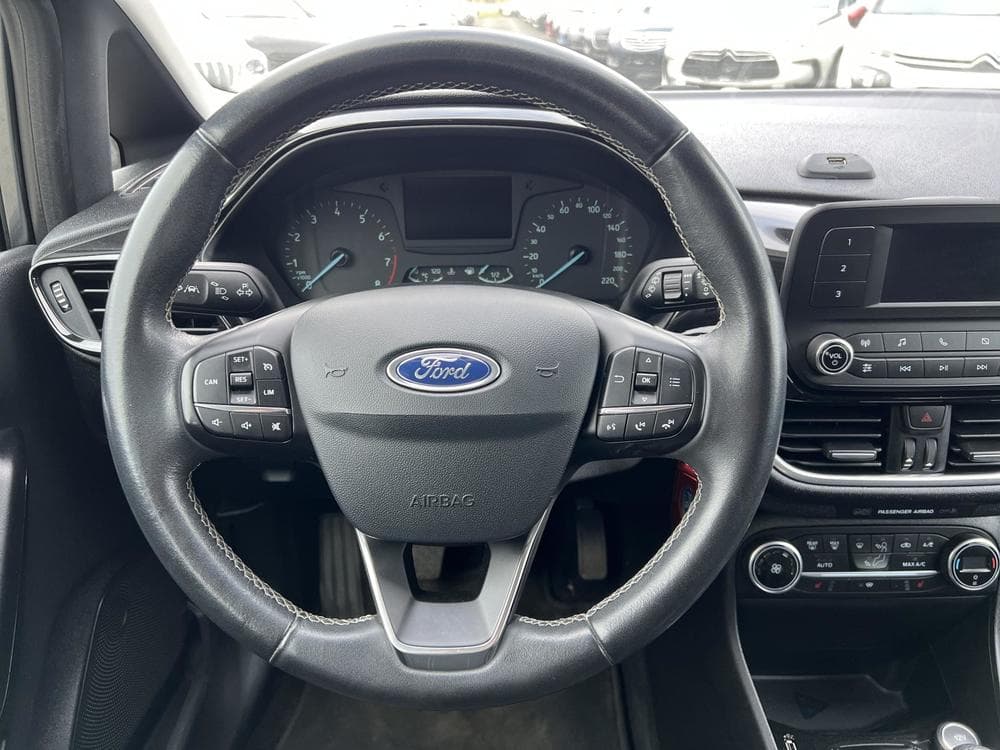 2017 Ford FIESTA - 15