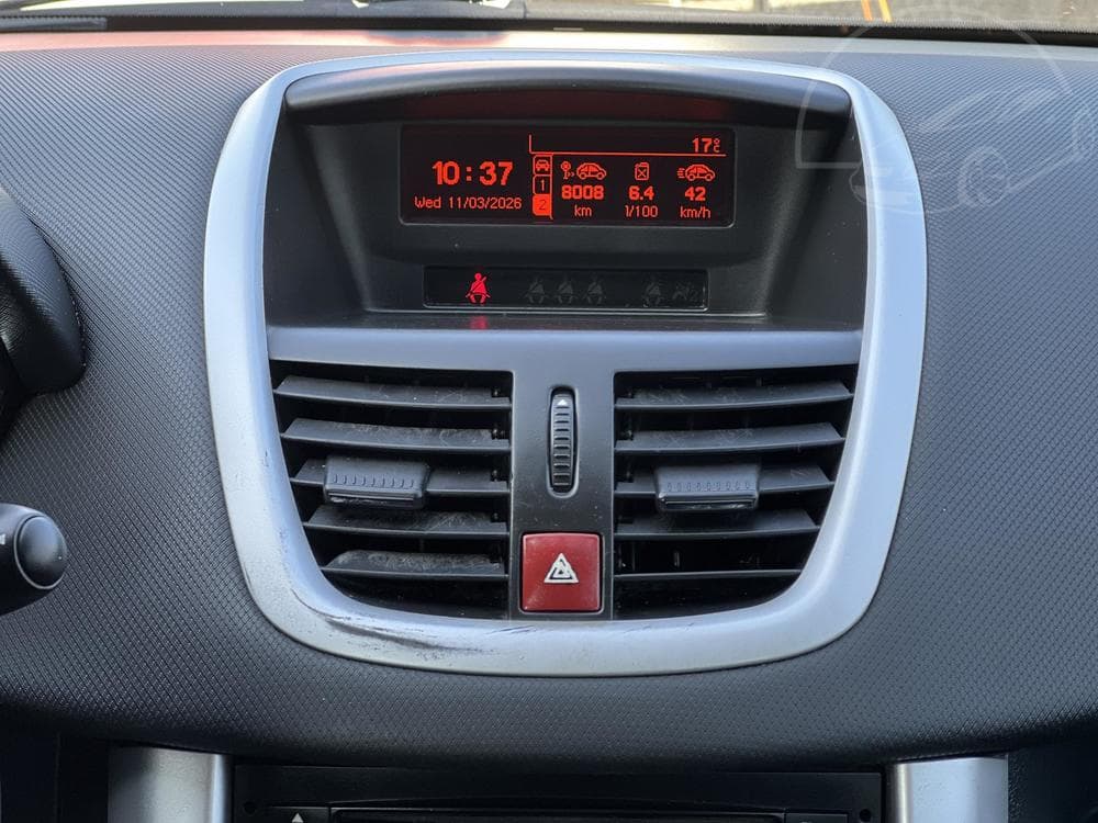 2012 Peugeot 207 - 15