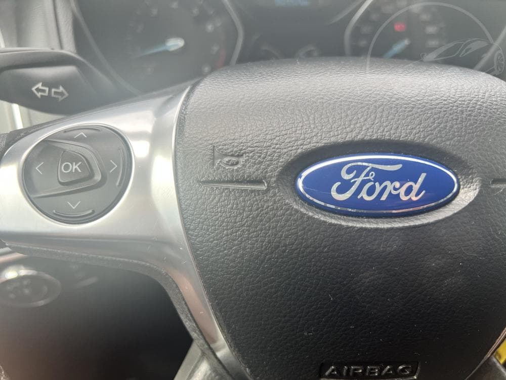 2011 Ford FOCUS - 15