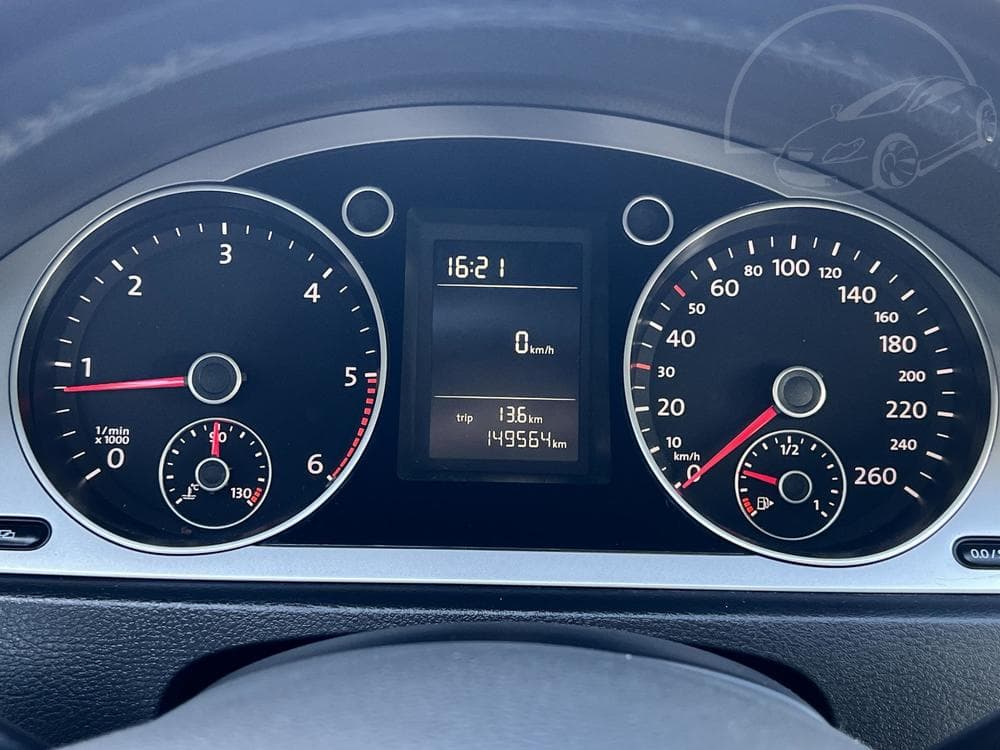 2010 Volkswagen PASSAT - 16