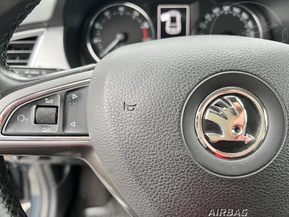 2016 Škoda FABIA - 31
