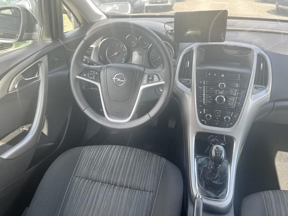 2010 Opel ASTRA - 16