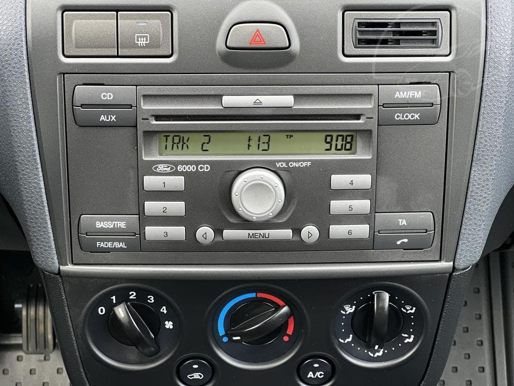 2006 Ford FIESTA - 16