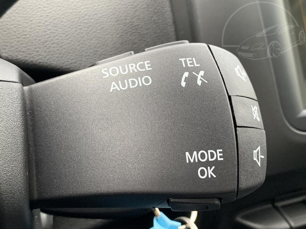 2020 Dacia DUSTER - 49