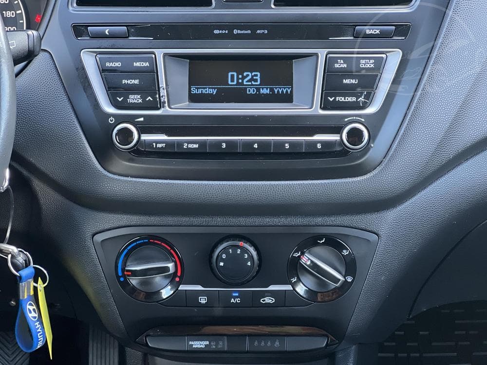 2018 Hyundai i20 - 17