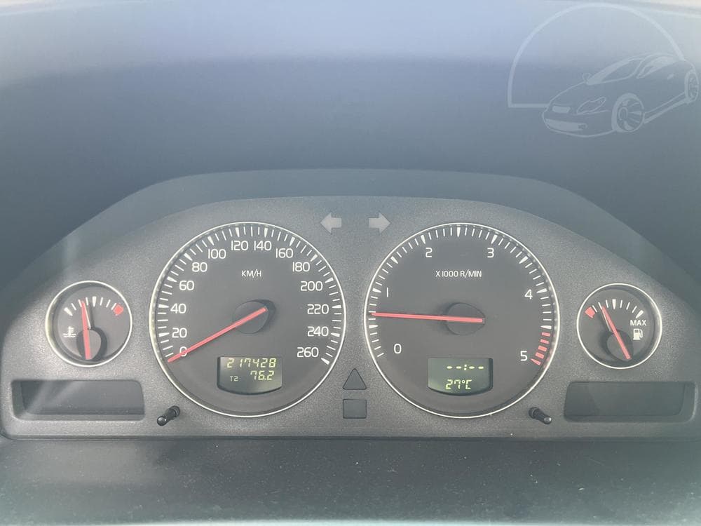 2005 Volvo V70 - 17