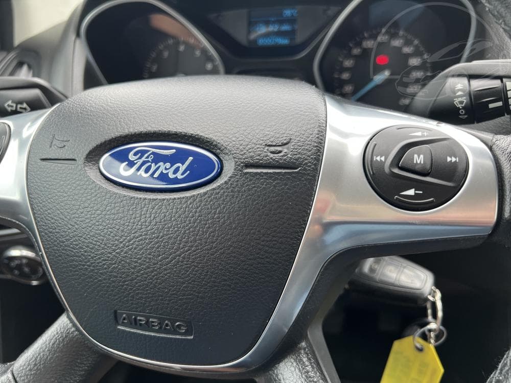 2012 Ford FOCUS - 33