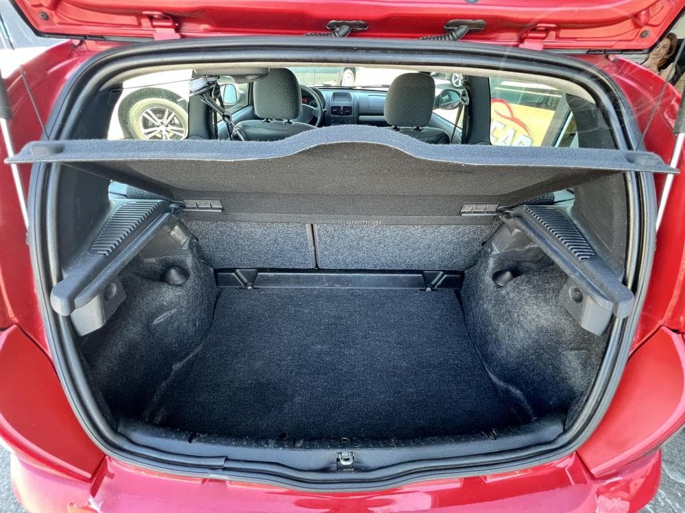 2011 Renault CLIO - 17